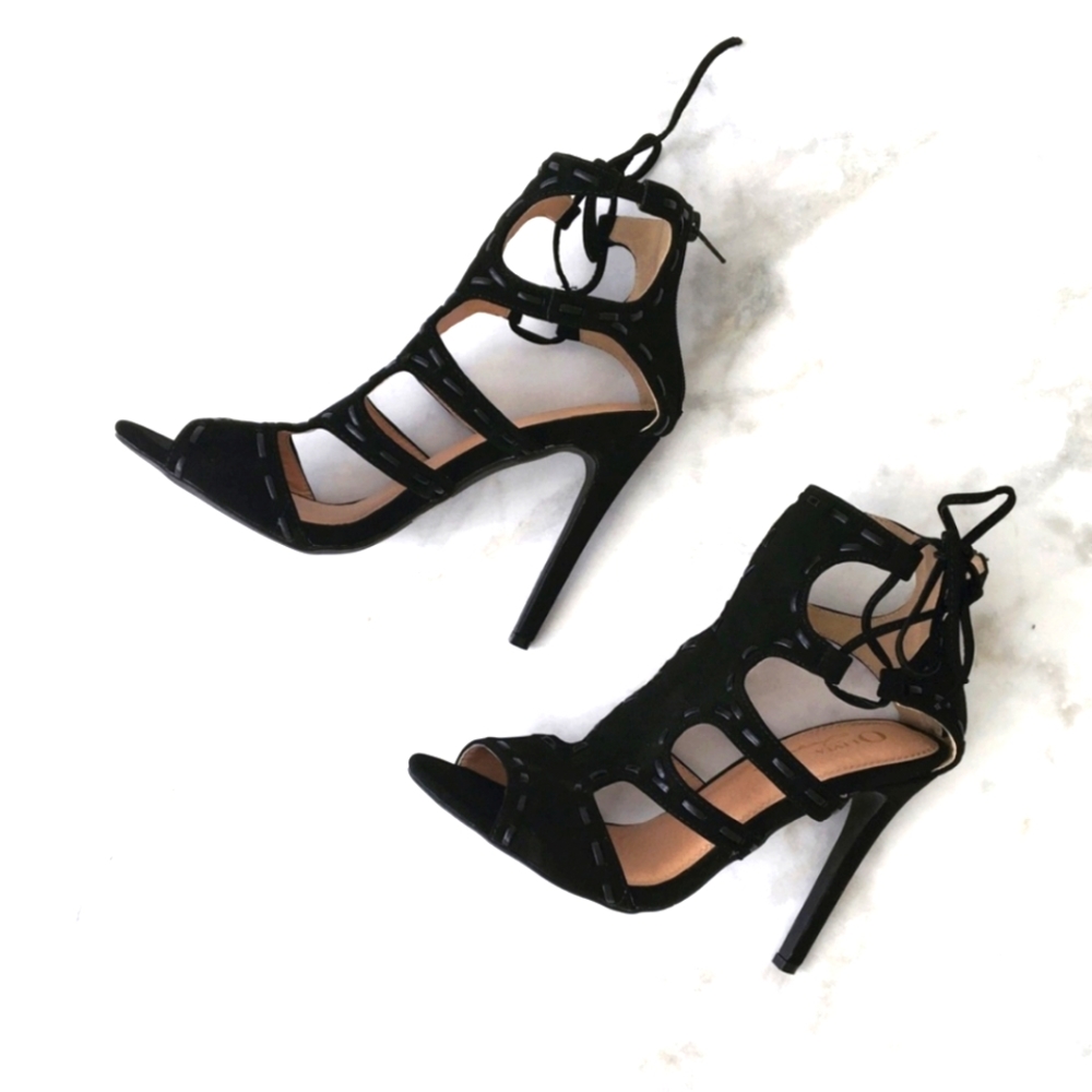 Black Side Cut Out Heels